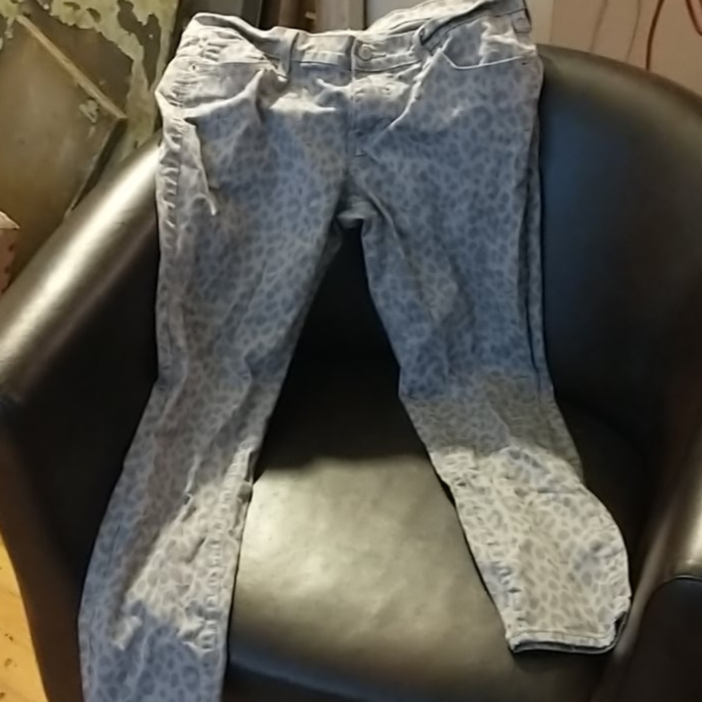 Animal print jeans